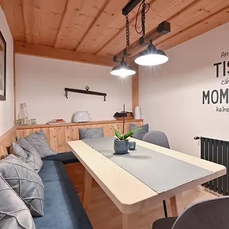 Im Traditionellen Apartament *